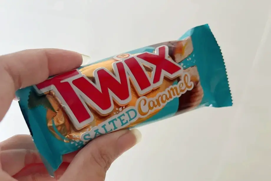 Every Confection and Sweet Drink, Twix salted caramel